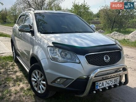 Сірий Cанг Йонг Korando, об'ємом двигуна 2 л та пробігом 355 тис. км за 8500 $, фото 1 на Automoto.ua