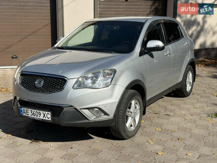 Cанг Йонг Korando 2011 у Дніпро (Дніпропетровську) на Automoto.ua Сірий Cанг Йонг Korando, об'ємом двигуна 2 л та пробігом 186 тис. км за 7000 $, фото 1 на Automoto.ua