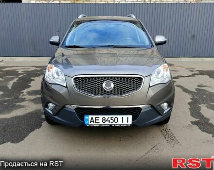 Серый Cанг Йонг Корандо, объемом двигателя 2 л и пробегом 35 тыс. км за 10000 $, фото 1 на Automoto.ua