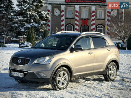 Сірий Cанг Йонг Korando, об'ємом двигуна 2 л та пробігом 204 тис. км за 7700 $, фото 1 на Automoto.ua