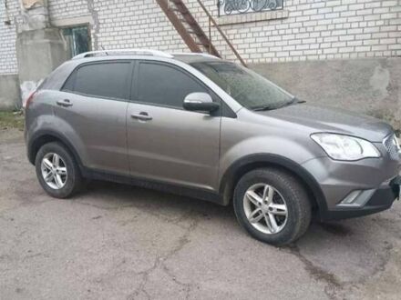 Cанг Йонг Корандо 2012 в Братском на Automoto.ua Серый Cанг Йонг Корандо, объемом двигателя 2 л и пробегом 198 тыс. км за 7600 $, фото 1 на Automoto.ua