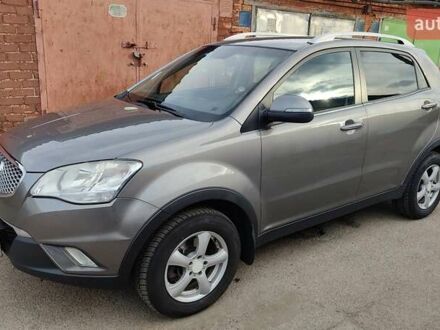 Cанг Йонг Korando 2012 у Житомирі на Automoto.ua Сірий Cанг Йонг Korando, об'ємом двигуна 2 л та пробігом 183 тис. км за 9900 $, фото 1 на Automoto.ua