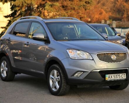 Сірий Cанг Йонг Korando, об'ємом двигуна 2 л та пробігом 100 тис. км за 12000 $, фото 1 на Automoto.ua