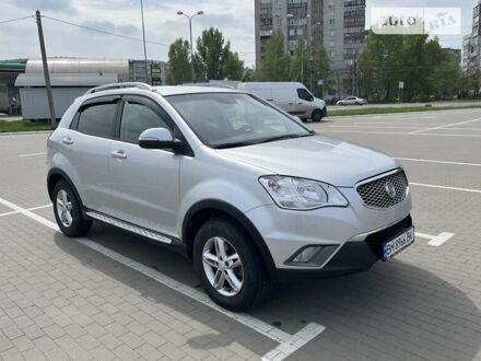 Сірий Cанг Йонг Korando, об'ємом двигуна 2 л та пробігом 184 тис. км за 8800 $, фото 1 на Automoto.ua