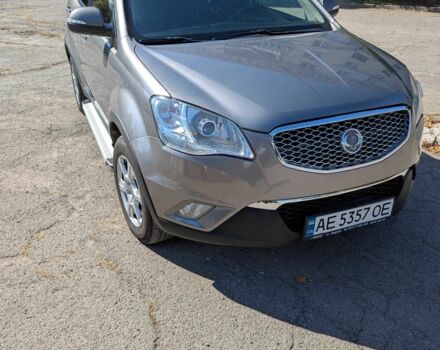 Сірий Cанг Йонг Korando, об'ємом двигуна 2 л та пробігом 158 тис. км за 11000 $, фото 1 на Automoto.ua