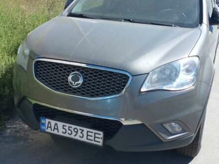 Серый Cанг Йонг Корандо, объемом двигателя 2 л и пробегом 161 тыс. км за 4700 $, фото 1 на Automoto.ua