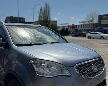 Серый Cанг Йонг Корандо, объемом двигателя 2 л и пробегом 162 тыс. км за 9000 $, фото 1 на Automoto.ua