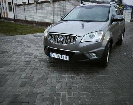 Сірий Cанг Йонг Korando, об'ємом двигуна 2 л та пробігом 272 тис. км за 8400 $, фото 1 на Automoto.ua