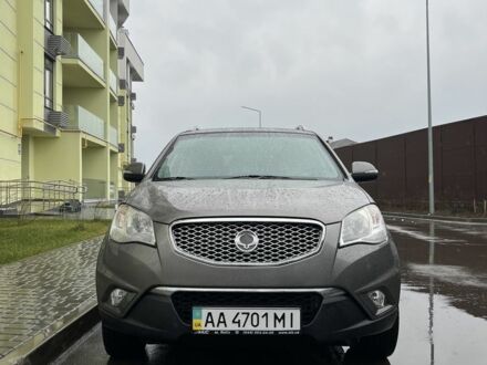 Сірий Cанг Йонг Korando, об'ємом двигуна 2 л та пробігом 180 тис. км за 9700 $, фото 1 на Automoto.ua