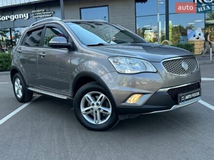 Сірий Cанг Йонг Korando, об'ємом двигуна 2 л та пробігом 98 тис. км за 9490 $, фото 1 на Automoto.ua