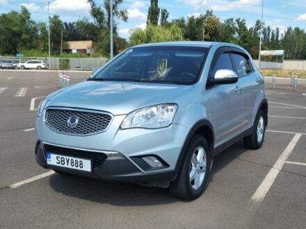 Серый Cанг Йонг Корандо, объемом двигателя 2 л и пробегом 146 тыс. км за 10000 $, фото 1 на Automoto.ua