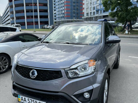Сірий Cанг Йонг Korando, об'ємом двигуна 2 л та пробігом 176 тис. км за 10000 $, фото 1 на Automoto.ua