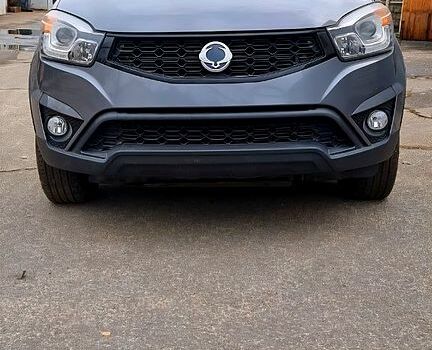 Серый Cанг Йонг Корандо, объемом двигателя 2 л и пробегом 98 тыс. км за 9730 $, фото 1 на Automoto.ua