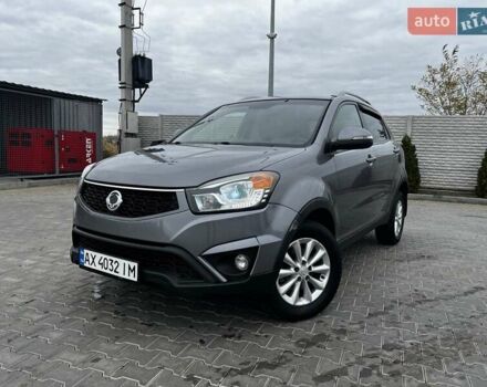 Серый Cанг Йонг Корандо, объемом двигателя 2 л и пробегом 181 тыс. км за 10200 $, фото 1 на Automoto.ua