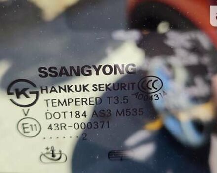 Помаранчевий Cанг Йонг Korando, об'ємом двигуна 2 л та пробігом 124 тис. км за 10990 $, фото 52 на Automoto.ua