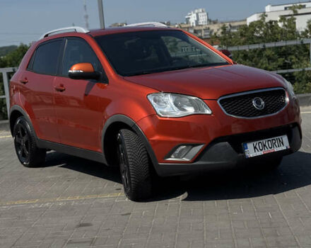 Помаранчевий Cанг Йонг Korando, об'ємом двигуна 2 л та пробігом 266 тис. км за 8700 $, фото 1 на Automoto.ua