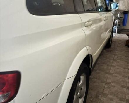 Белый Cанг Йонг Кирон, объемом двигателя 2 л и пробегом 140 тыс. км за 7500 $, фото 2 на Automoto.ua