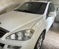Белый Cанг Йонг Кирон, объемом двигателя 2 л и пробегом 140 тыс. км за 7500 $, фото 1 на Automoto.ua