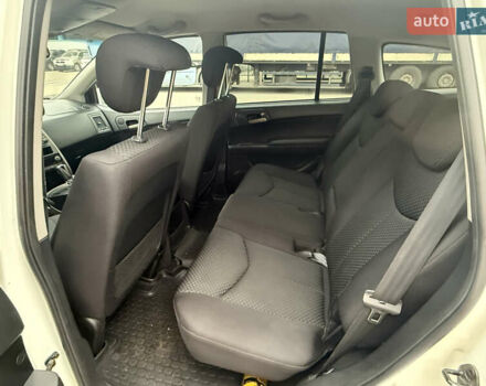 Белый Cанг Йонг Кирон, объемом двигателя 2 л и пробегом 190 тыс. км за 8800 $, фото 8 на Automoto.ua