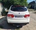 Cанг Йонг Кирон 2012 в Днепре (Днепропетровске) на Automoto.ua Белый Cанг Йонг Кирон, объемом двигателя 2 л и пробегом 183 тыс. км за 8500 $, фото 1 на Automoto.ua