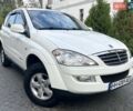 Білий Cанг Йонг Kyron, об'ємом двигуна 2 л та пробігом 50 тис. км за 12200 $, фото 2 на Automoto.ua