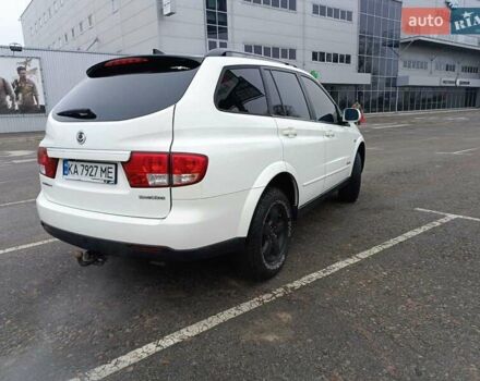 Белый Cанг Йонг Кирон, объемом двигателя 2 л и пробегом 150 тыс. км за 8000 $, фото 6 на Automoto.ua
