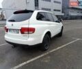Белый Cанг Йонг Кирон, объемом двигателя 2 л и пробегом 150 тыс. км за 8000 $, фото 6 на Automoto.ua