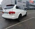 Белый Cанг Йонг Кирон, объемом двигателя 2 л и пробегом 150 тыс. км за 8000 $, фото 5 на Automoto.ua