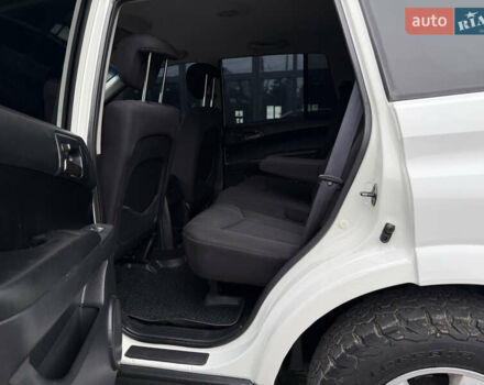 Белый Cанг Йонг Кирон, объемом двигателя 2 л и пробегом 180 тыс. км за 9500 $, фото 23 на Automoto.ua