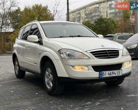 Белый Cанг Йонг Кирон, объемом двигателя 2 л и пробегом 180 тыс. км за 9500 $, фото 12 на Automoto.ua