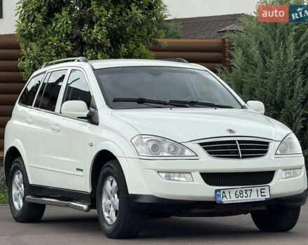 Білий Cанг Йонг Kyron, об'ємом двигуна 2 л та пробігом 300 тис. км за 7500 $, фото 9 на Automoto.ua