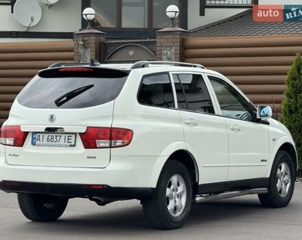 Білий Cанг Йонг Kyron, об'ємом двигуна 2 л та пробігом 300 тис. км за 7500 $, фото 25 на Automoto.ua