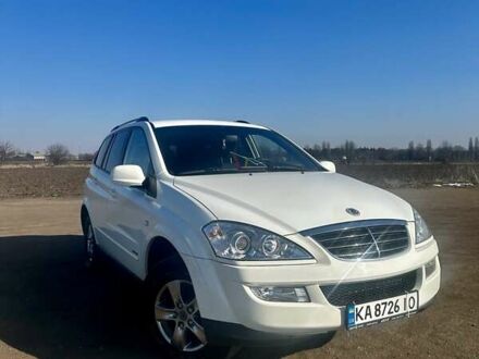 Cанг Йонг Кирон 2009 в Умани на Automoto.ua Белый Cанг Йонг Кирон, объемом двигателя 2.3 л и пробегом 124 тыс. км за 7300 $, фото 1 на Automoto.ua