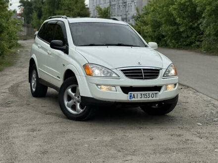 Cанг Йонг Кирон 2013 в Броварах на Automoto.ua Белый Cанг Йонг Кирон, объемом двигателя 2 л и пробегом 220 тыс. км за 7500 $, фото 1 на Automoto.ua