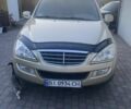 Бежевий Cанг Йонг Kyron, об'ємом двигуна 2 л та пробігом 160 тис. км за 7800 $, фото 1 на Automoto.ua