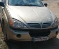 Бежевий Cанг Йонг Kyron, об'ємом двигуна 2 л та пробігом 220 тис. км за 4500 $, фото 1 на Automoto.ua