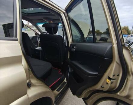 Бежевый Cанг Йонг Кирон, объемом двигателя 2 л и пробегом 221 тыс. км за 7500 $, фото 13 на Automoto.ua