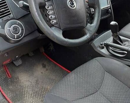 Бежевий Cанг Йонг Kyron, об'ємом двигуна 2 л та пробігом 253 тис. км за 4691 $, фото 6 на Automoto.ua