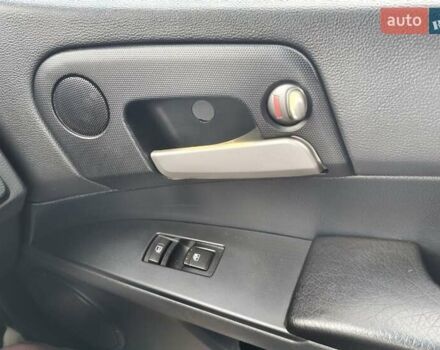 Бежевый Cанг Йонг Кирон, объемом двигателя 2 л и пробегом 221 тыс. км за 7500 $, фото 19 на Automoto.ua