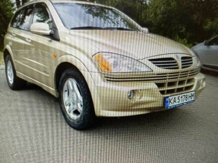 Бежевый Cанг Йонг Кирон, объемом двигателя 2 л и пробегом 201 тыс. км за 5999 $, фото 1 на Automoto.ua