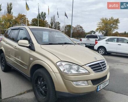 Бежевый Cанг Йонг Кирон, объемом двигателя 2 л и пробегом 221 тыс. км за 7500 $, фото 1 на Automoto.ua