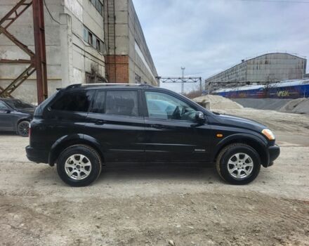 Черный Cанг Йонг Кирон, объемом двигателя 2 л и пробегом 221 тыс. км за 3500 $, фото 1 на Automoto.ua