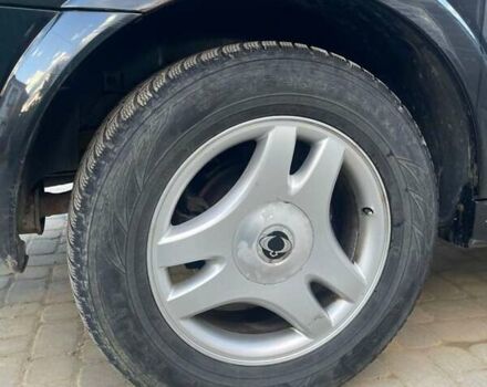 Cанг Йонг Кирон 2006 в Косове на Automoto.ua Черный Cанг Йонг Кирон, объемом двигателя 2 л и пробегом 304 тыс. км за 5600 $, фото 6 на Automoto.ua