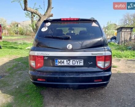 Чорний Cанг Йонг Kyron, об'ємом двигуна 2 л та пробігом 312 тис. км за 4500 $, фото 4 на Automoto.ua