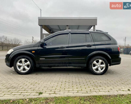 Черный Cанг Йонг Кирон, объемом двигателя 2 л и пробегом 335 тыс. км за 4700 $, фото 2 на Automoto.ua