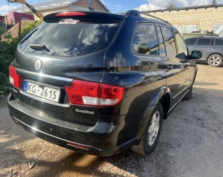 Чорний Cанг Йонг Kyron, об'ємом двигуна 2 л та пробігом 181 тис. км за 3400 $, фото 4 на Automoto.ua