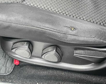 Чорний Cанг Йонг Kyron, об'ємом двигуна 2 л та пробігом 285 тис. км за 4490 $, фото 18 на Automoto.ua