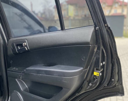 Черный Cанг Йонг Кирон, объемом двигателя 2 л и пробегом 335 тыс. км за 4700 $, фото 13 на Automoto.ua