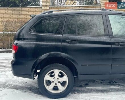 Чорний Cанг Йонг Kyron, об'ємом двигуна 2 л та пробігом 285 тис. км за 4490 $, фото 6 на Automoto.ua
