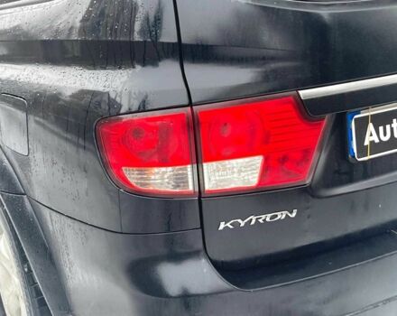 Чорний Cанг Йонг Kyron, об'ємом двигуна 2 л та пробігом 285 тис. км за 4490 $, фото 10 на Automoto.ua